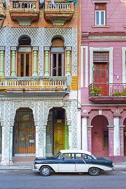 Prado (Paseo de Marti), La Habana Vieja (Old Havana), UNESCO World Heritage Site, Havana, Cuba, West Indies, Caribbean, Central America