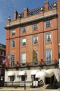 Hampshire House and the Cheers bar in Boston, Massachusetts, New England, United States of America, North America