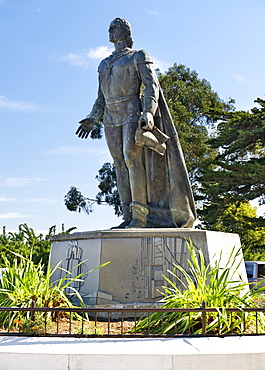 Christopher Columbus statue in Pioneer Park on the summit of Telegraph Hill in San Francisco, California, United States of America, North America