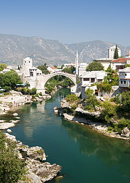 The Stari Most (Old Bridge) spanning the Neretva River in the Old City, UNESCO World Heritage Site, Mostar, Bosnia and Herzegovina, Europe