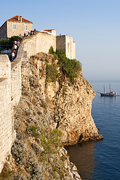 Part of the wall surrounding the old town of Dubrovnik, UNESCO World Heritage Site, Adriatic Coast, Croatia, Europe