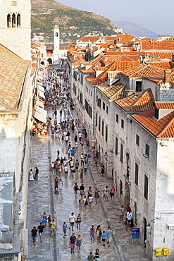 View down Stradun (Placa), the main street in the old town in the city of Dubrovnik, UNESCO World Heritage Site, Adriatic Coast, Croatia, Europe