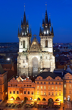 Dusk view of the Church of Our Lady before Tyn in Staromestske namesti (Old Town Square), Prague, Czech Republic, Europe