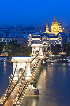 Szechenyi Chain Bridge, the Danube River, Gresham Palace and St. Stephen's Basilica, Budapest, Hungary, Europe