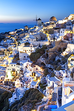 Houses of the village of Oia on the Greek island of Santorini, Cyclades, Greek Islands, Greece, Europe