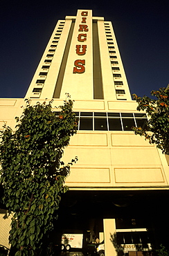 The 'Circus Circus' hotel casino in Reno, the glitzy little Las Vegas-style gambling city in the far west, Reno, Nevada, Usa