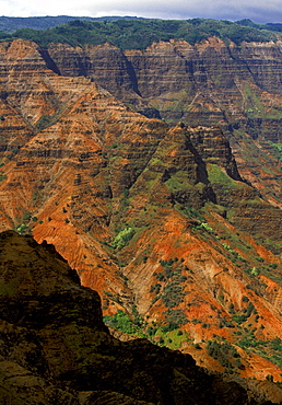 Waimea Canyon, eroded down 2785ft by the Waimea River, the scenic highlight of the west of Kauai - the 'Garden Island', Kauai, Hawaii, USA