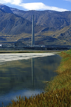 The Utah Smelter (1995) that services the nearby massive Bingham Canyon Copper Mine, The plant refines 99.9% pure copper & claims 99.9% removal of sulphur dioxide emissions, Great Salt Lake, Utah, United States of Americ (USA), North America