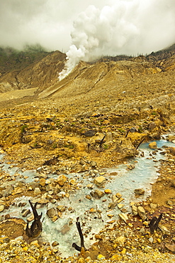 Fumaroles on collapsed side of Papandayan Volcano, an active four crater caldera, Garut, West Java, Java, Indonesia, Southeast Asia, Asia                   
