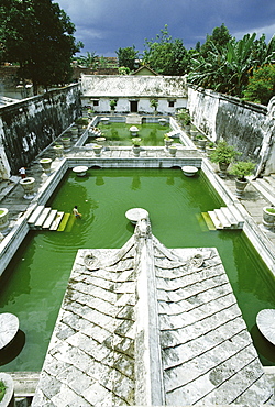 Swimming pools where the court princesses would bathe, at Taman Sari, the Water Castle, a vast pleasure palace built in 1761 by Sultan Hamengku Buwono I, Yogyakarta, Central Java, Indonesia, Asia