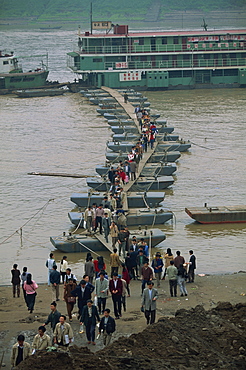 Pontoon dock for ferries, Chongqing, Sichuan, China, Asia