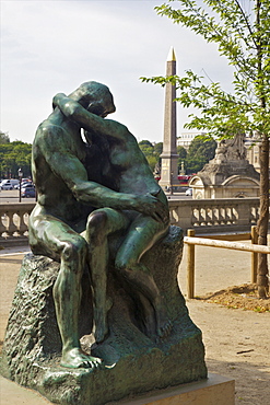 The Kiss by Auguste Rodin outside the Musee de L'Orangerie, Paris, France, Europe