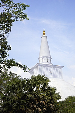 Ruwanweliseya, Maha Thupa, or Great Stupa, Unesco World Heritage Site, Anuradhapura, Sri Lanka, Asia