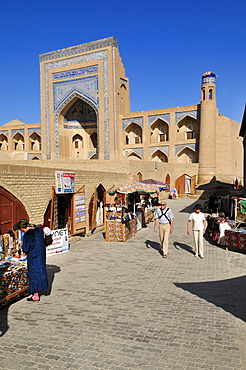 Allaquli Khan Madrassah, historic adobe town of Khiva, Chiva, Ichan Kala, Silk Road, Unesco World Heritage Site, Uzbekistan, Central Asia