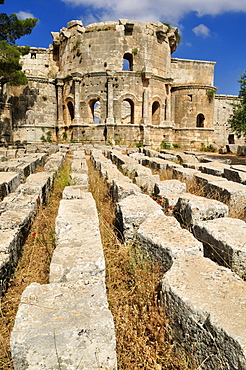 Ruin of Saint Simeon Monastery, QalaÂ¥at Samaan, Qalaat Seman archeological site, Dead Cities, Syria, Middle East, West Asia