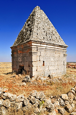 Byzantine tomb tower ruin at the archeological site of BaÂ¥uda, Baude, Baouda, Syria, Middle East, West Asia