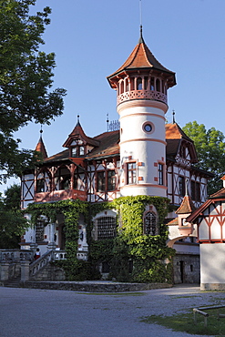 Scheuermann-Schloesschen manor, Kurparkschloessl, spa gardens, Herschinger, Ammersee lake, Fuenfseenland or Five Lakes region, Upper Bavaria, Bavaria, Germany, Europe