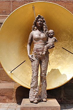 Sculpture, 'Im Zeichen des Goldes, Maria 2007", german for 'In the sign of gold, Maria 2007' by Susanne Rudolph, Schwabach, Middle Franconia, Franconia, Bavaria, Germany, Europe