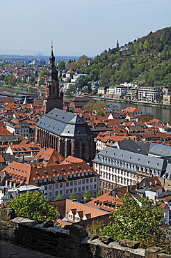 View from the Castle over Heidelberg with Holy Spirit Church and the Neckar River, Schlosshof, Heidelberg, Baden-Wuerttemberg, Germany, Europe