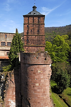 Heidelberg Castle, destroyed in 1689, at the front, Seltenleer prison tower, in front of gate tower or clock tower, view from Stueck-garden, Schlosshof, Heidelberg, Baden-Wuerttemberg, Germany, Europe