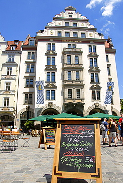 Orlando-Haus building on the Platzl, square with restaurant and menu on blackboard, downtown, old town, Munich, capital, Upper Bavaria, Bavaria, Germany, Europe