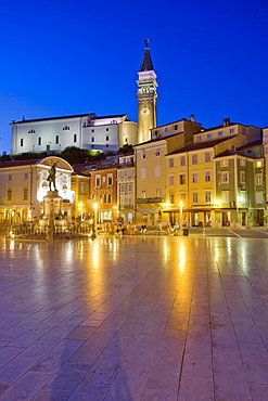 Tartini Square in Piran at night, Slovenia, Balkans, Europe