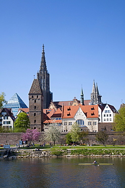 Cityscape, Danube, Ulm, Baden-Wuerttemberg, Germany, Europe