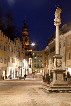 City street at night, Bruneck, Pustertal valley, Val Pusteria, Alto Adige, Italy, Europe