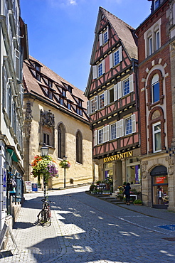 Old town lane, Tuebingen, Swabian Alb, Baden-Wuerttemberg, Germany, Europe