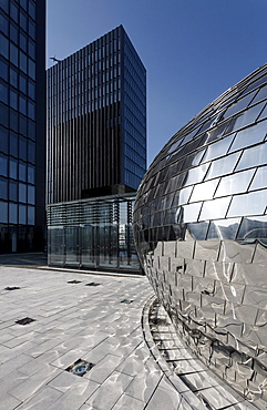 Pebbles Bar, the futuristic bar of the Hyatt Hotel on the Hafenspitze, Medienhafen harbour, Duesseldorf, North Rhine-Westphalia, Germany, Europe