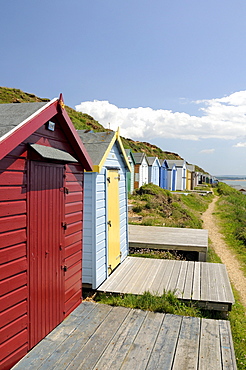 Beach huts on the beach of Milford on Sea, southern England, Great Britain, Europe