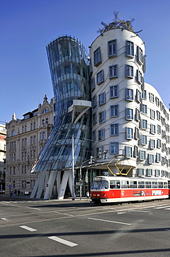 Dancing House or Ginger and Fred, by Frank Gehry, Prague, Bohemia, Czech Republic, Europe