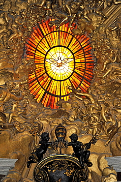 Gloria with a window made of Bohemian glass above the Cathedra Petri by Bernini in the apse of St. Peter's Basilica, Vatican City, Rome, Lazio region, Italy, Europe