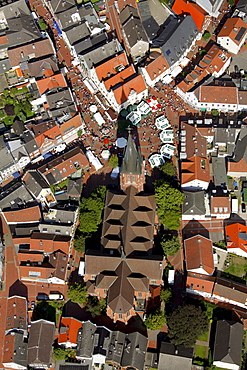 Aerial view, Haltern am See, Heimatfest Haltern festival near St. Sixtus, historic town hall, market place, North Rhine-Westphalia, Germany, Europe