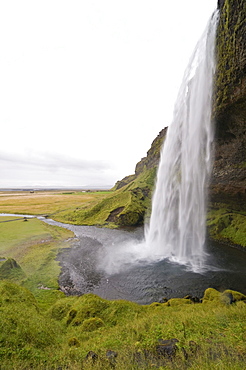 Seljalandsfoss waterfall, southern coast, Iceland, Scandinavia, Europe