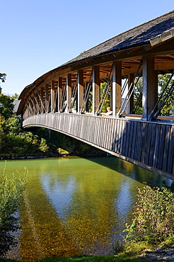 Saalachsteg, a pedestrian bridge across the Saalach River, Gruenau, Wals-Siezenheim, Salzburg state, Austria, Europe