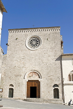 Church Santa Maria del Popolo, romanesque facade, modified in 1695, with rose window, Cittaducale, province of Rieti, Latium, Italy, Europe