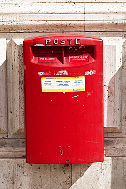 Red letter box, Tuscany, Italy, Europe