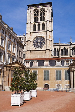 Cathedral Saint Jean Baptiste, Saint Jean district, historic district of Vieux Lyon, UNESCO World Heritage, Lyon, France, Europe