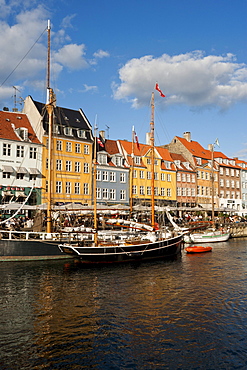 Nyhavn, bar district on the port canal, Copenhagen, Denmark, Europe