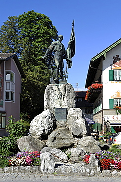 Monument of The Smith of Kochel, Zur Post guesthouse, Kochel, Bavaria, Germany, Europe