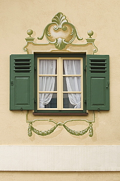 Wall paintings, decorated windows with shutters, trompe l'oeil window frieze, Aschau, Chiemgau, Upper Bavaria, Germany, Europe