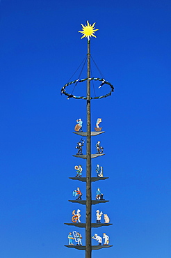 Top of a Maypole, crafts scenes from various guilds, Prien, Upper Bavaria, Germany, Europe