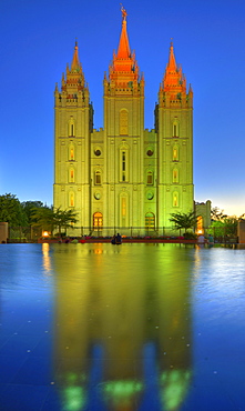 Last glow of sunset on the church towers of the Temple of The Church of Jesus Christ of Latter-day Saints, Mormon Church, Temple Square, Salt Lake City, Utah, Southwest, USA, North America