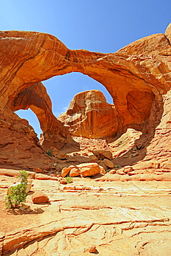 Double Arch, Arches National Park, Utah, USA