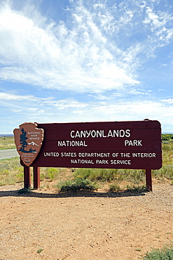 Entrance sign, Canyonlands National Park, Utah, Southwest, USA