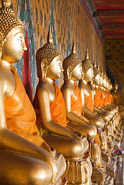 Buddha statues, Wat Po Temple, Bangkok, Thailand, Asia