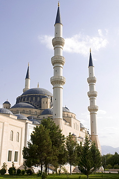 Azadi Mosque, Ashgabat, Turkmenistan, Central Asia