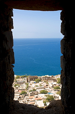 View through loop-hole to city and sea, Ciudad Velha, Cidade Velha, island of Santiago, Cabo Verde, Africa