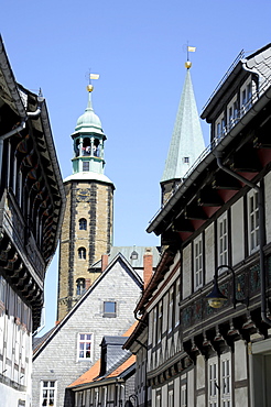 Market Church of Saint Cosmas and Damian, half-timbered houses, Goslar, Harz, Lower Saxony